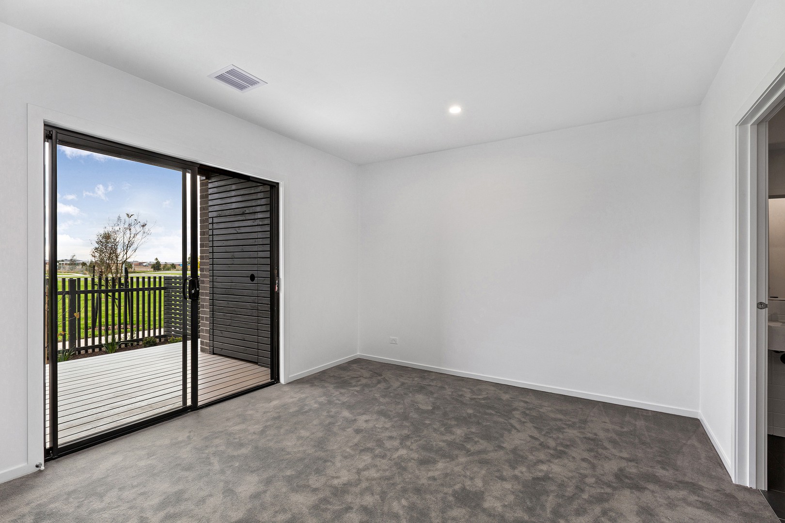 32 Flagship Way, Point Cook, VIC 3030, Point Cook - Thumbnail 6