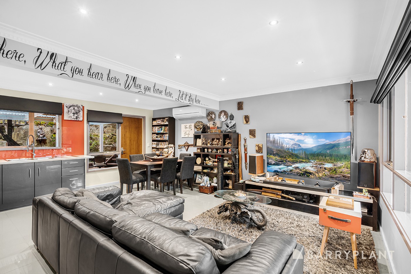 32 Francis Crescent, Mount Evelyn, VIC 3796 - Thumbnail 2 - 29/08/2024