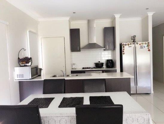 32 Freshet Avenue, Point Cook, VIC 3030, Point Cook - Thumbnail 4