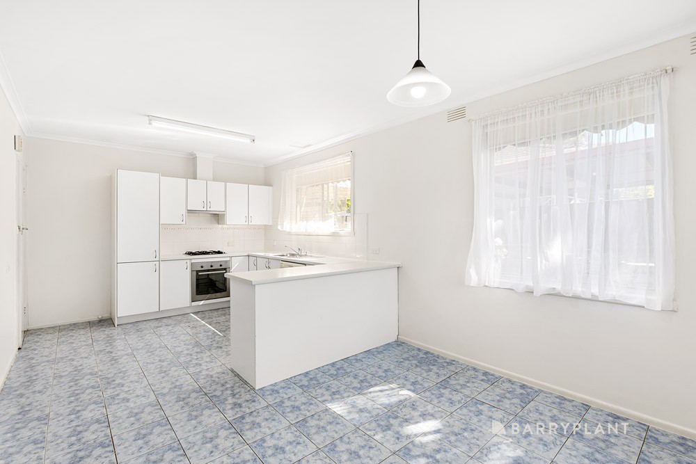 32 Great Ryrie Street, Ringwood, VIC 3134, Ringwood - Thumbnail 2