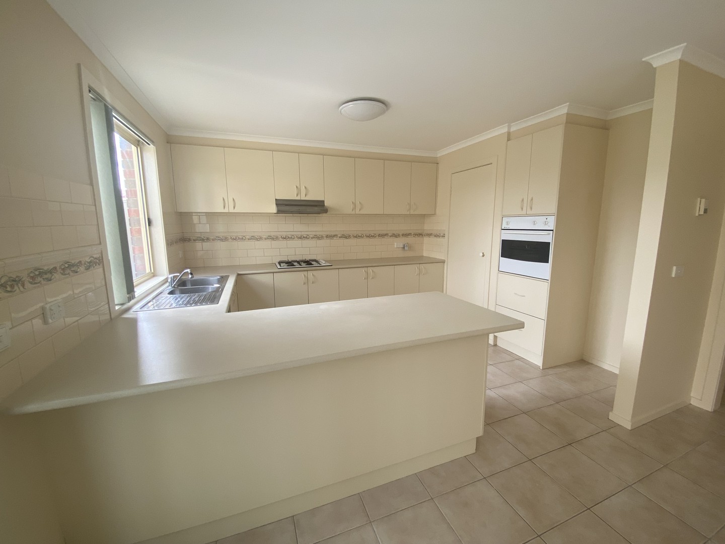 32 Gresham  Way, Sunshine West, VIC 3020 - Thumbnail 2 - 01/10/2021