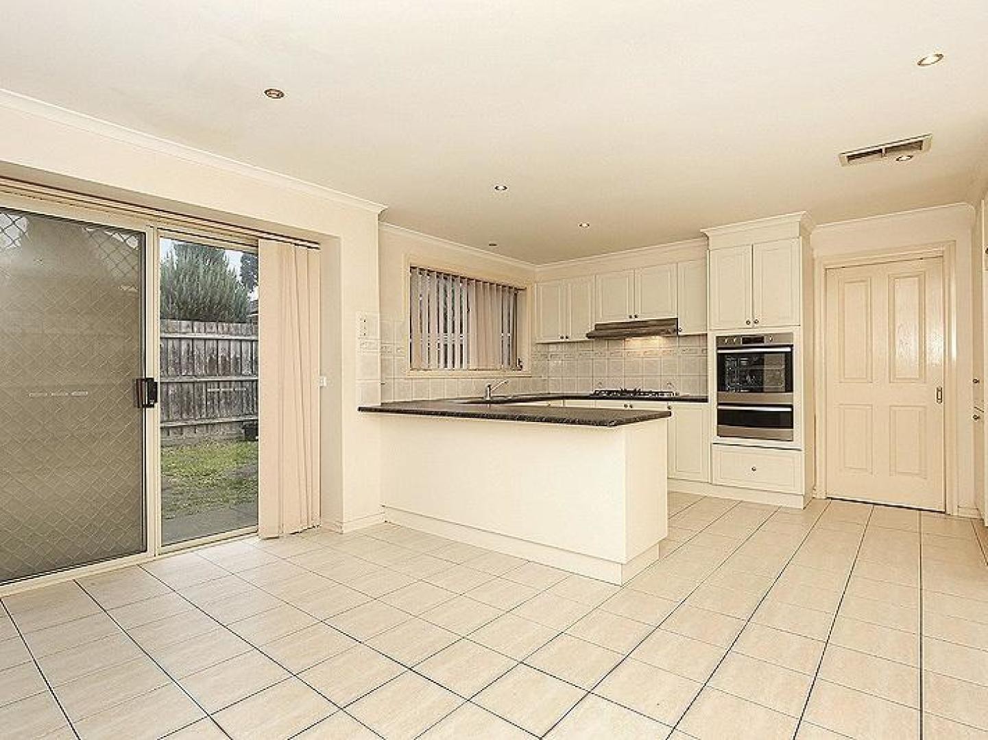 32 Gresswell Park Drive, Watsonia, VIC 3087, Watsonia - Thumbnail 4