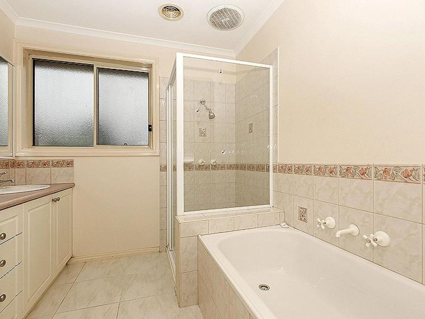 32 Gresswell Park Drive, Watsonia, VIC 3087, Watsonia - Thumbnail 6