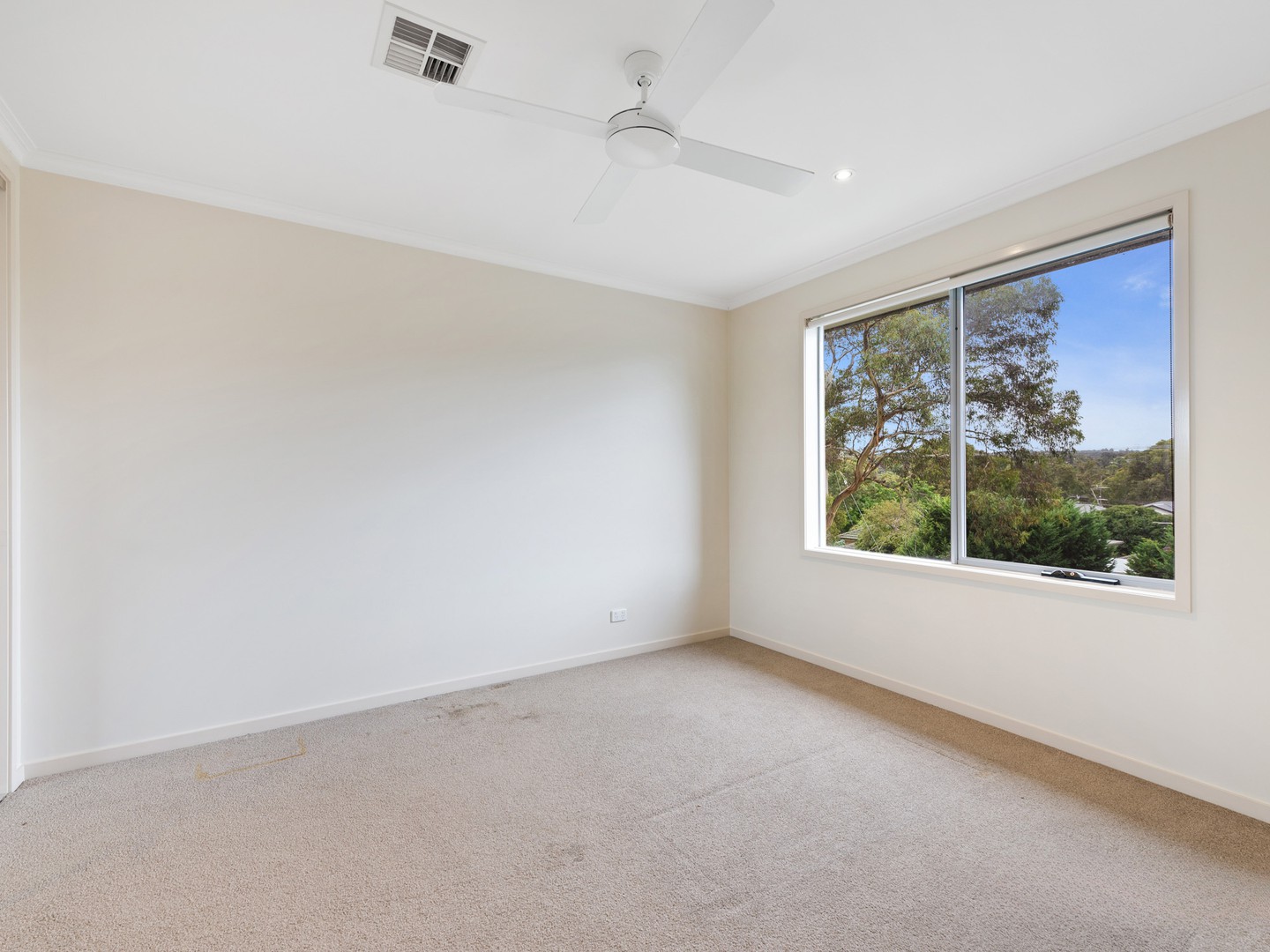 32 Haley Street, Diamond Creek, VIC 3089, Diamond Creek - Thumbnail 8