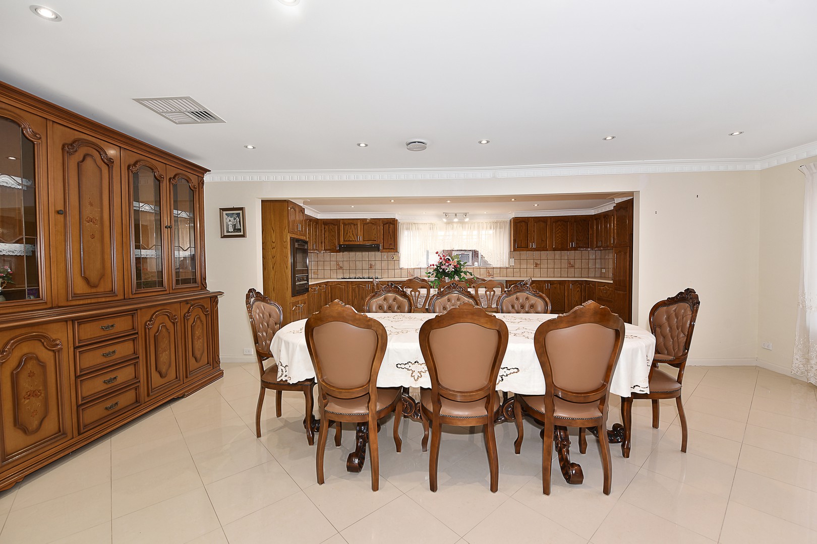 32 Halsey Street, Reservoir, VIC 3073, Reservoir - Thumbnail 4