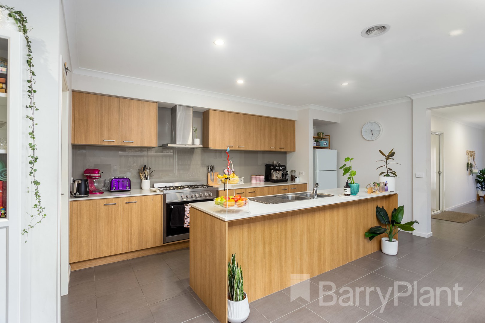 32 Hanover Street, Point Cook, VIC 3030 - Thumbnail 2 - 15/09/2023