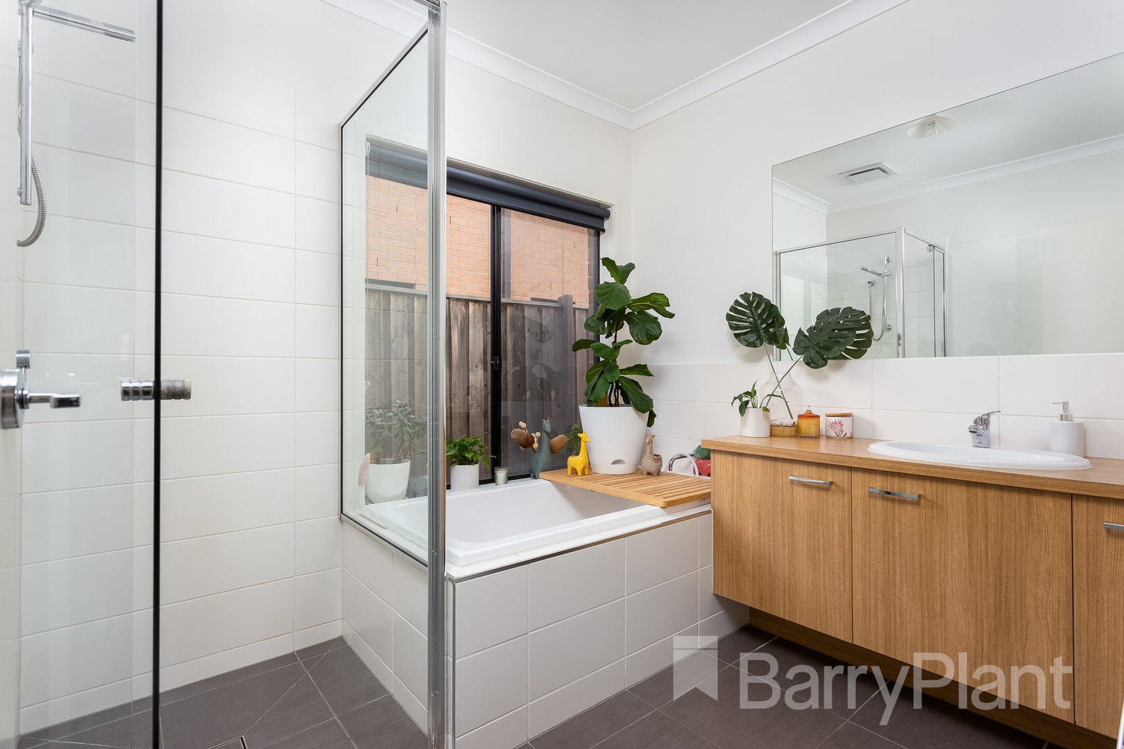 32 Hanover Street, Point Cook, VIC 3030, Point Cook - Thumbnail 8