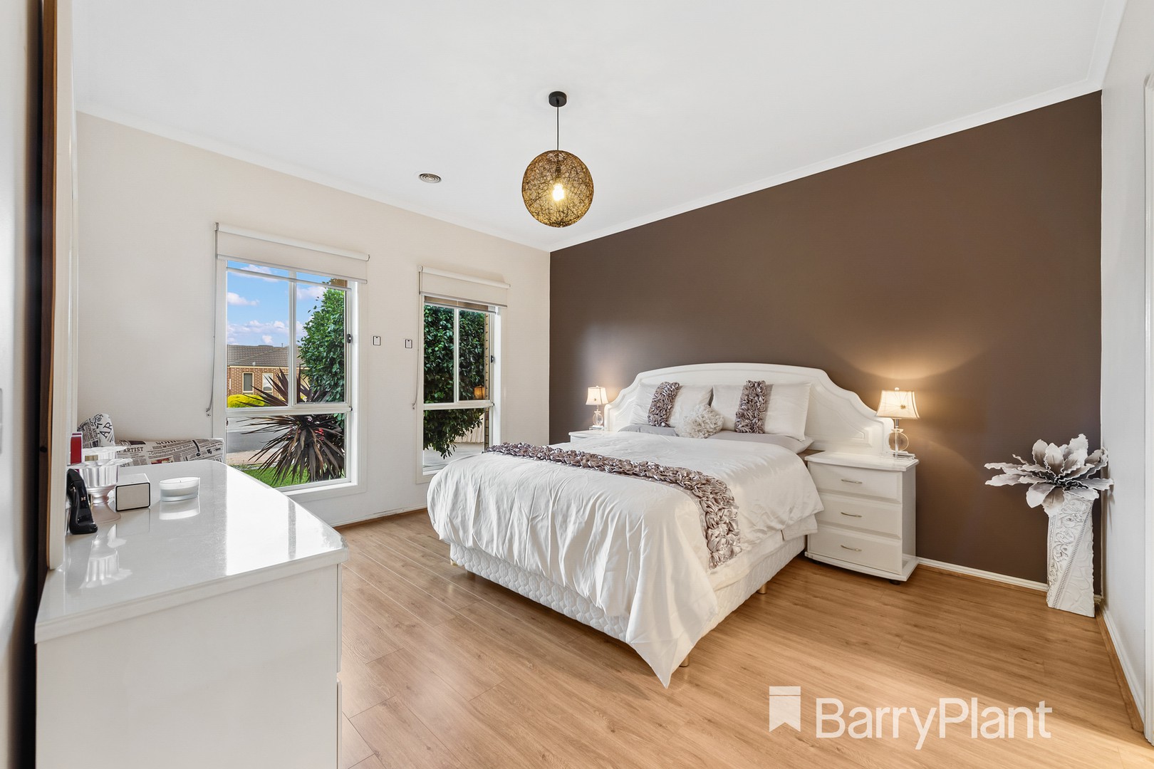 32 Harmony Drive, Tarneit, VIC 3029 - Thumbnail 2 - 03/03/2022