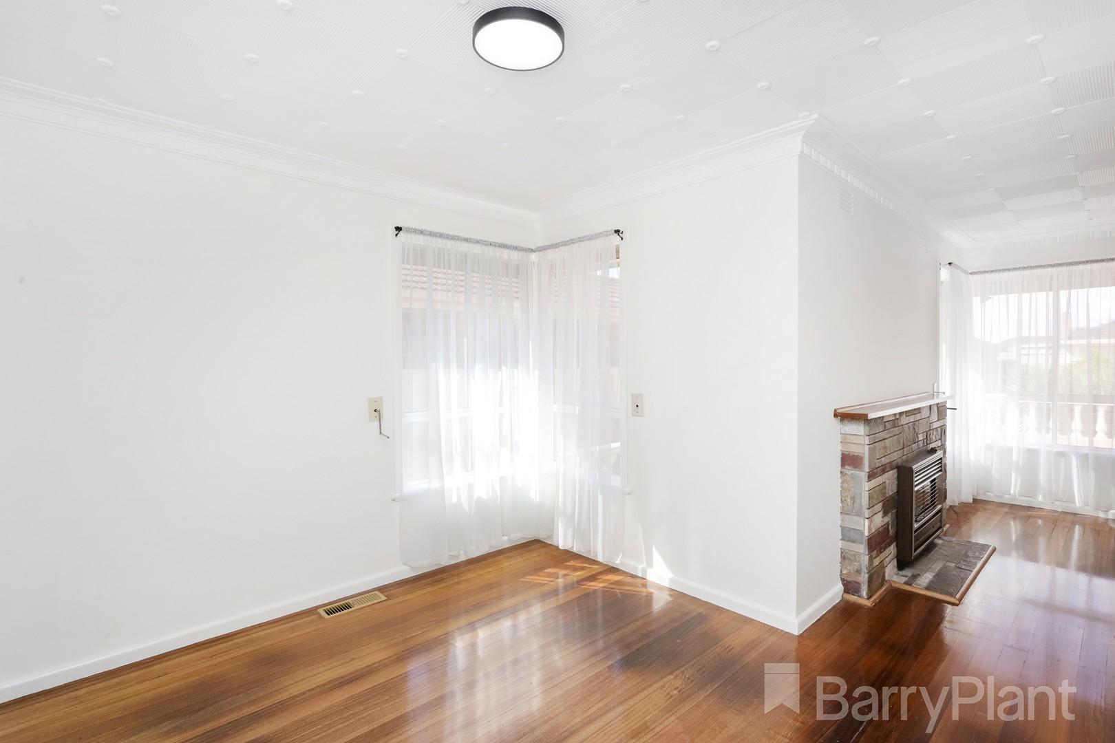32 Hilma  Street, Sunshine West, VIC 3020, Sunshine West - Thumbnail 4