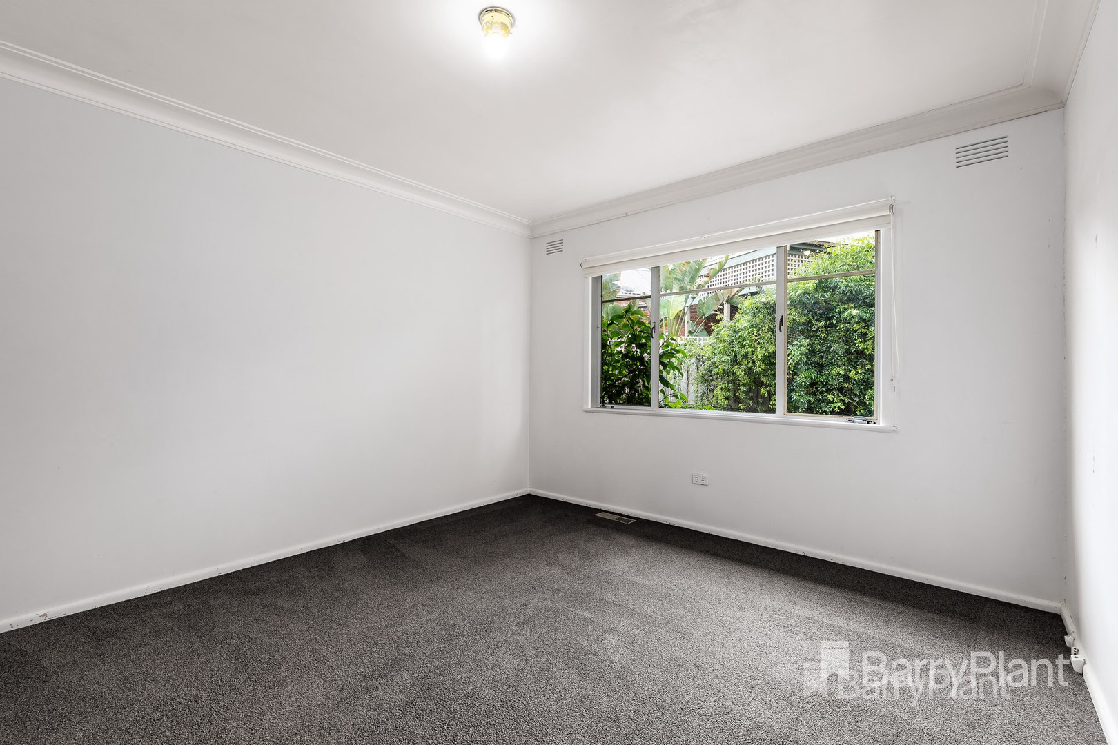32 Hoban Avenue, Montmorency, VIC 3094, Montmorency - Thumbnail 4