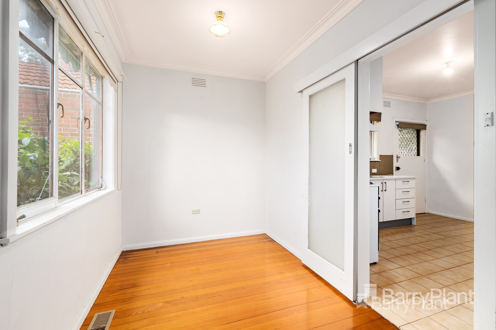 32 Hoban Avenue, Montmorency, VIC 3094, Montmorency - Thumbnail 5
