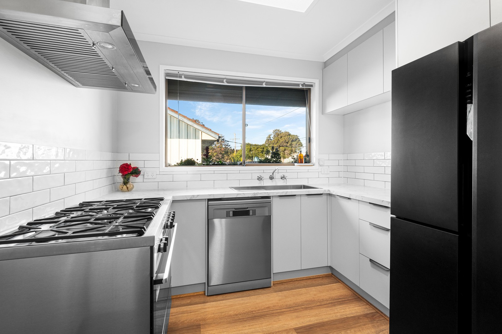 32 Indiana Avenue, Corio, VIC 3214, Corio - Thumbnail 2