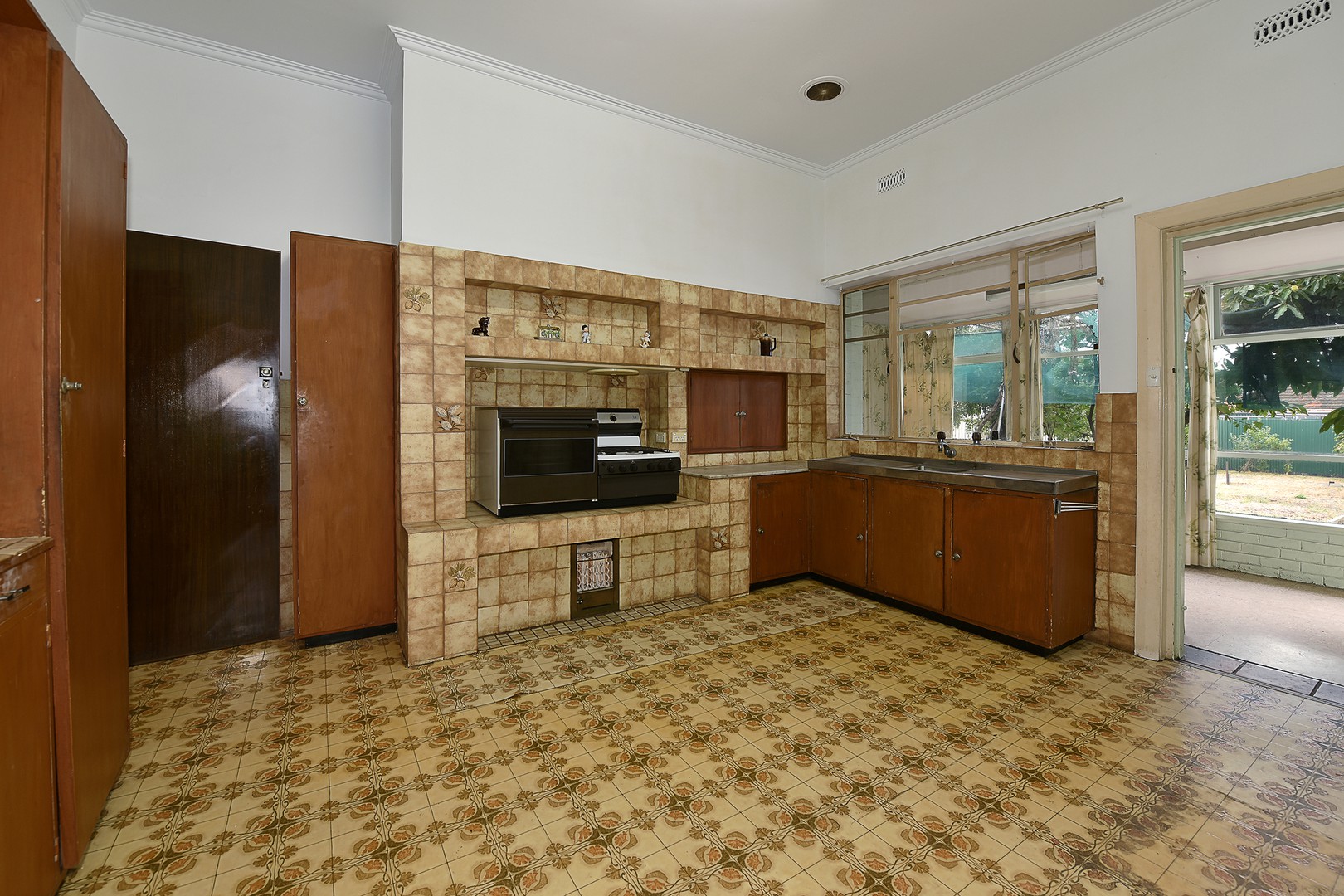 32 Joffre Street, Reservoir, VIC 3073, Reservoir - Thumbnail 8