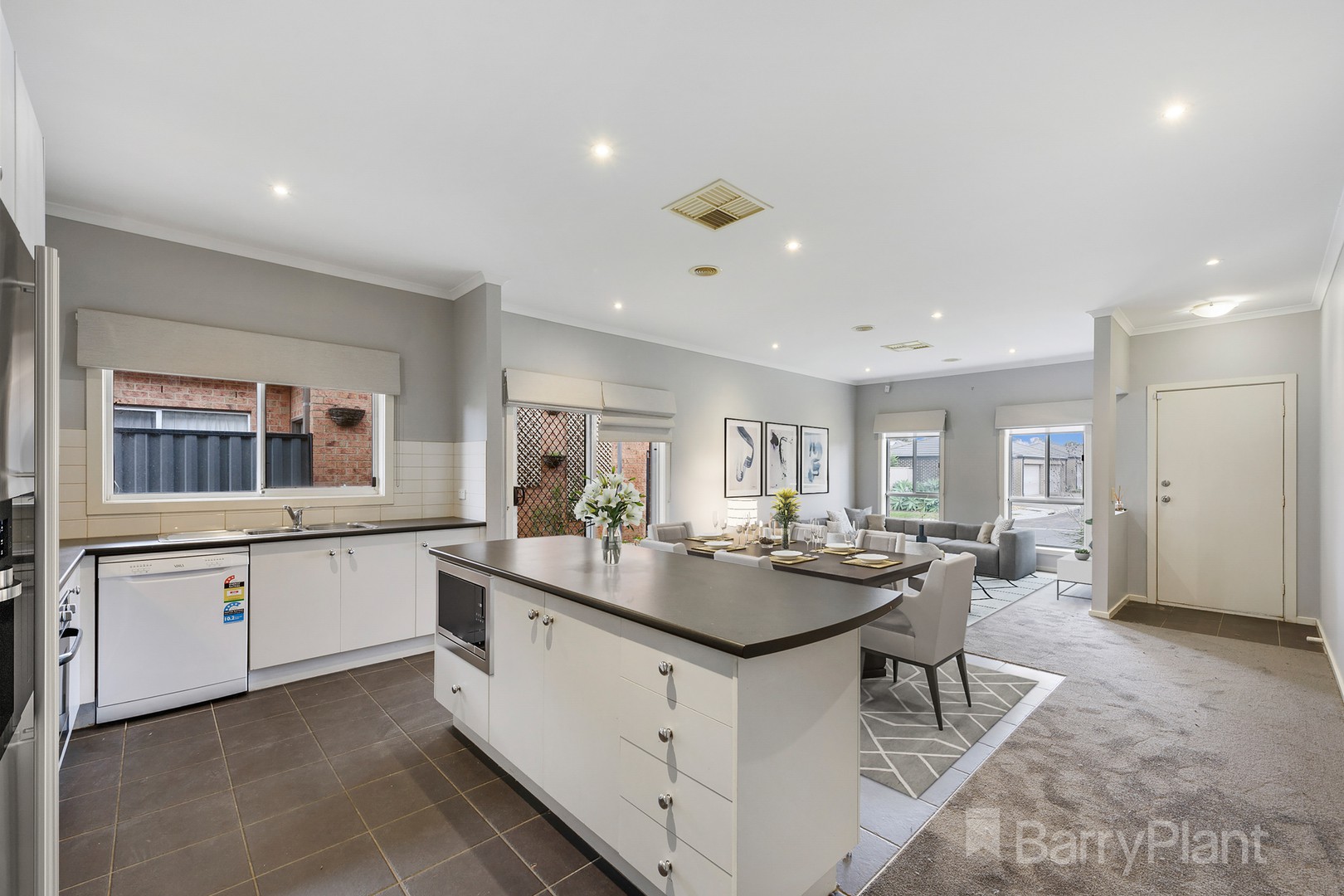 32 Lakewood Boulevard, Melton, VIC 3337, Melton - Thumbnail 3