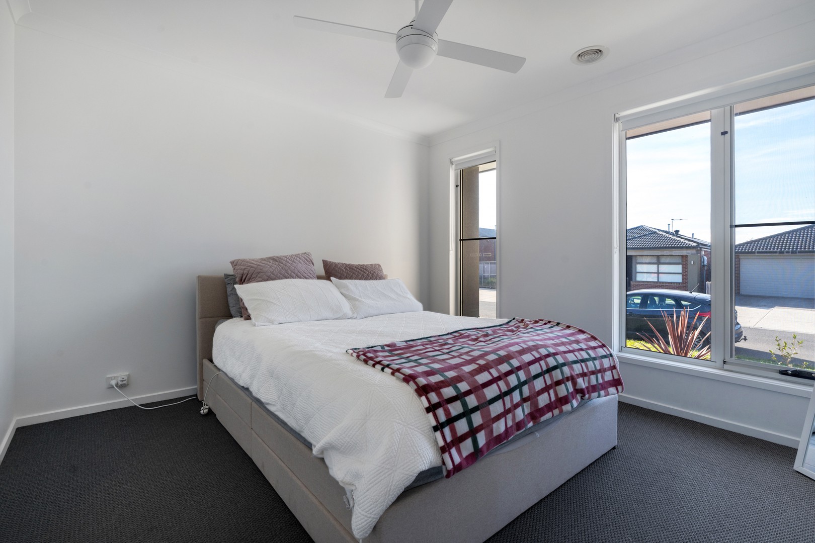 32 Latchford Drive, Mickleham, VIC 3064, Mickleham - Thumbnail 4
