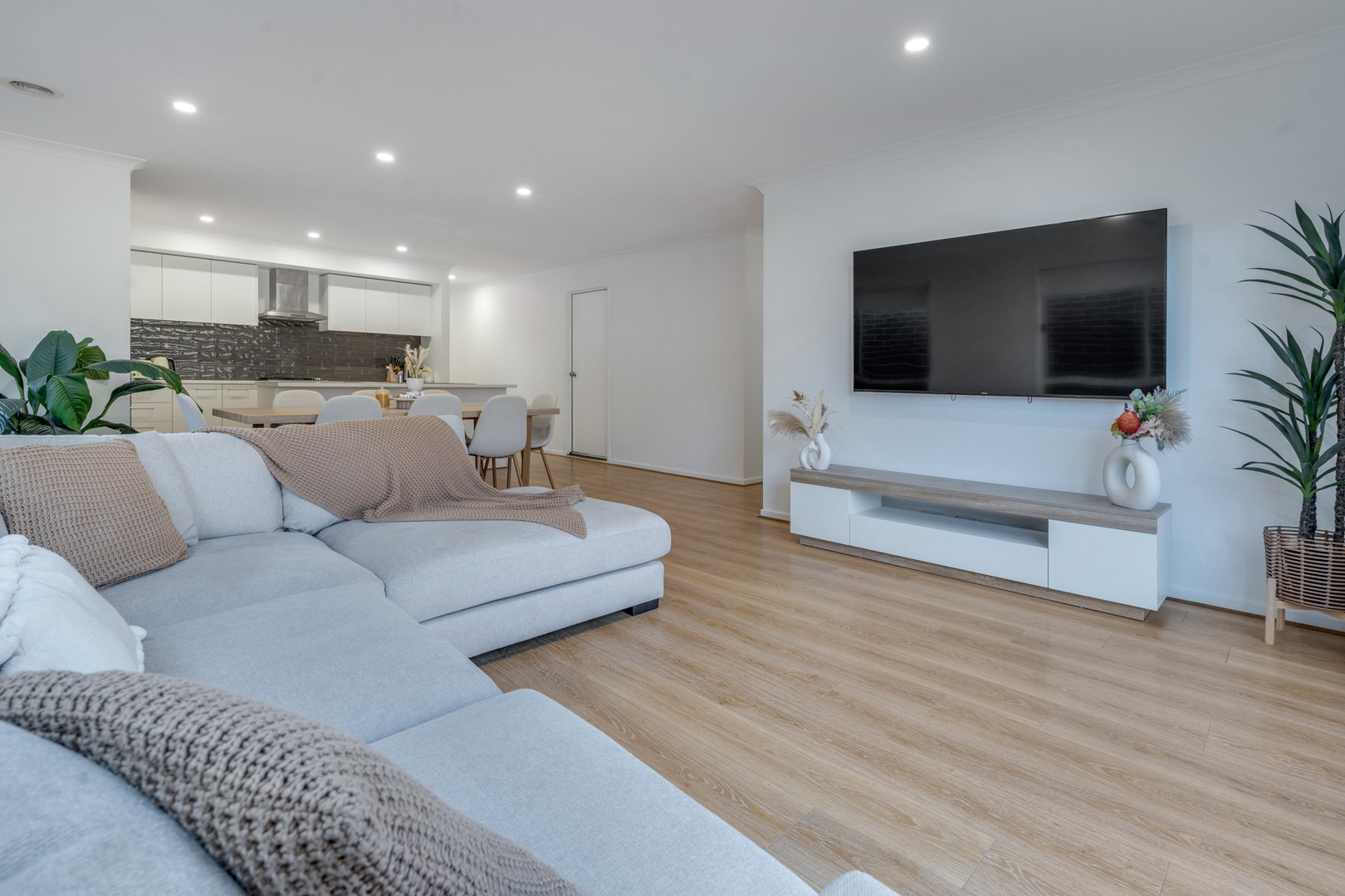 32 Latchford Drive, Mickleham, VIC 3064, Mickleham - Thumbnail 6