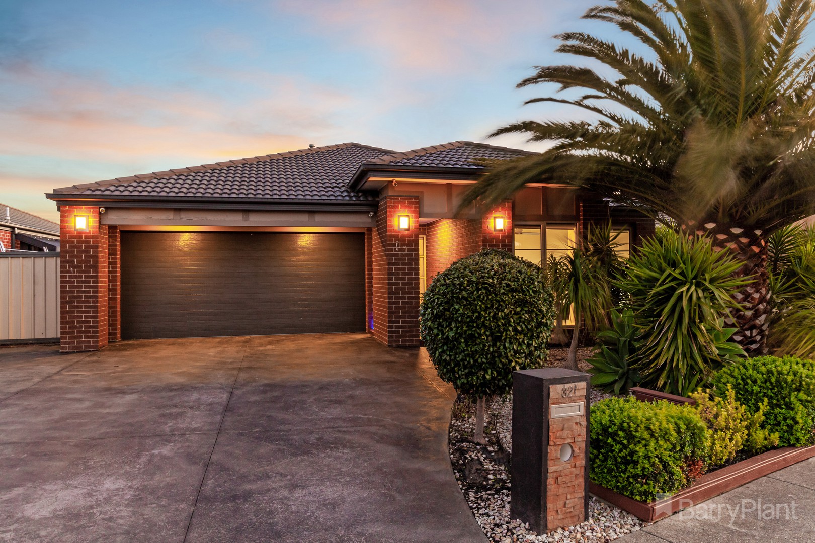 32 Lauricella Drive, Wallan, VIC 3756 - Thumbnail 2 - 04/10/2023