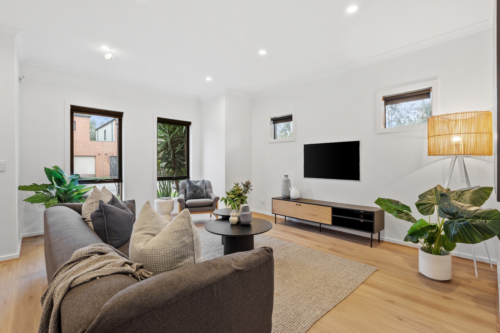 32 Lawn Crescent, Braybrook, VIC 3019 - Thumbnail 2 - 24/09/2025