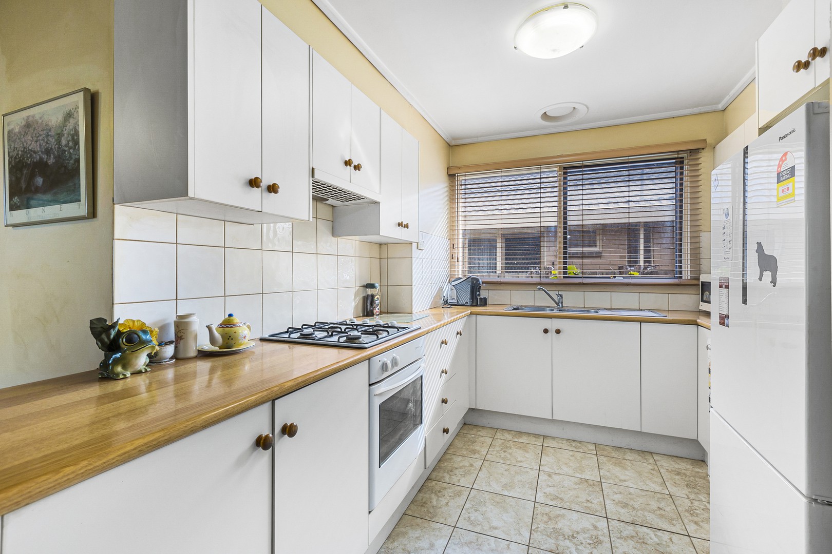 32 Leatherwood Crescent, Wheelers Hill, VIC 3150, Wheelers Hill - Thumbnail 2