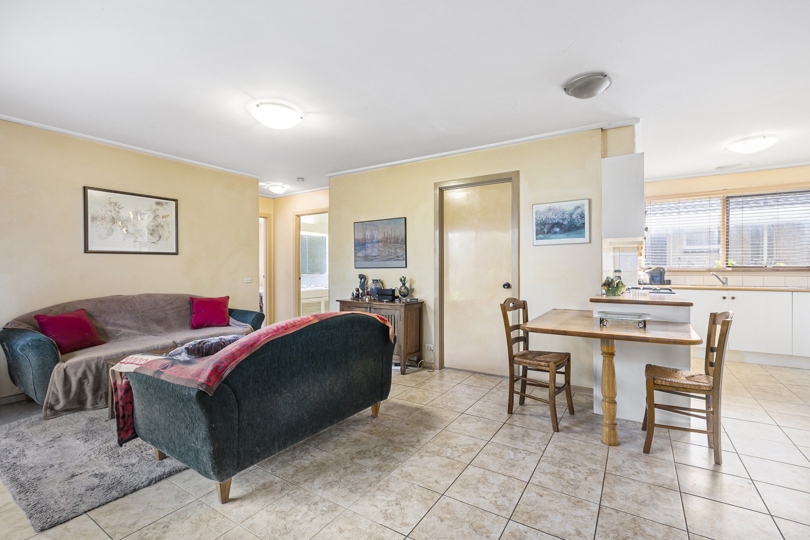 32 Leatherwood Crescent, Wheelers Hill, VIC 3150, Wheelers Hill - Thumbnail 3