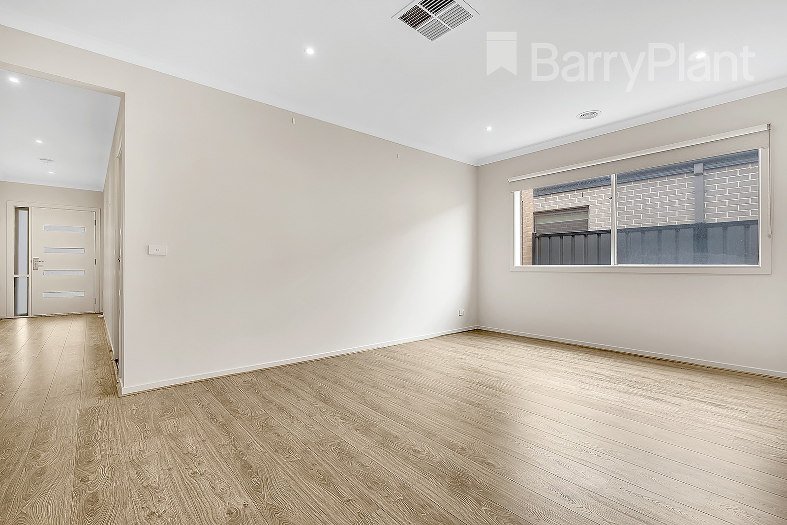 32 Lemon Myrtle Way, Craigieburn, VIC 3064, Craigieburn - Thumbnail 8