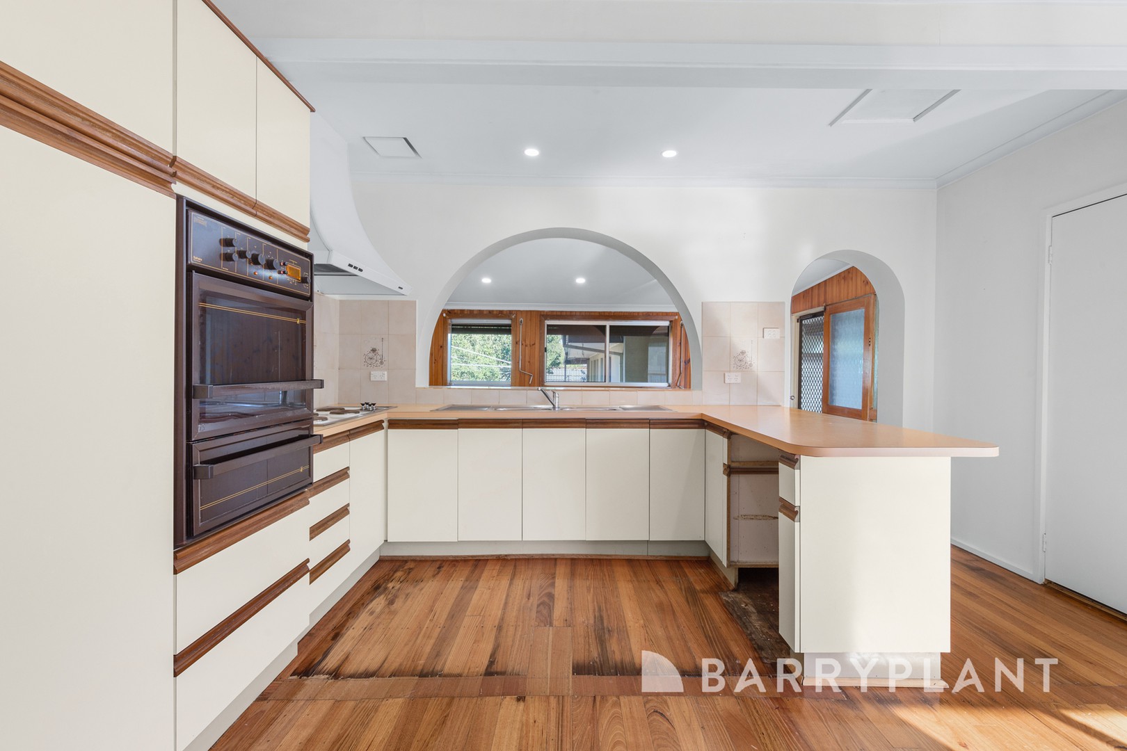 32 Manfred Avenue, St Albans, VIC 3021, St Albans - Thumbnail 4