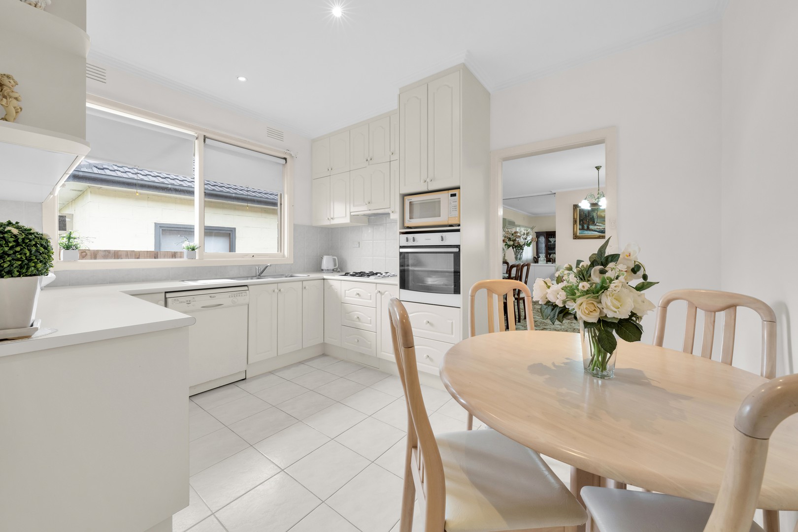 32 Mount Street, Glen Waverley, VIC 3150, Glen Waverley - Thumbnail 6
