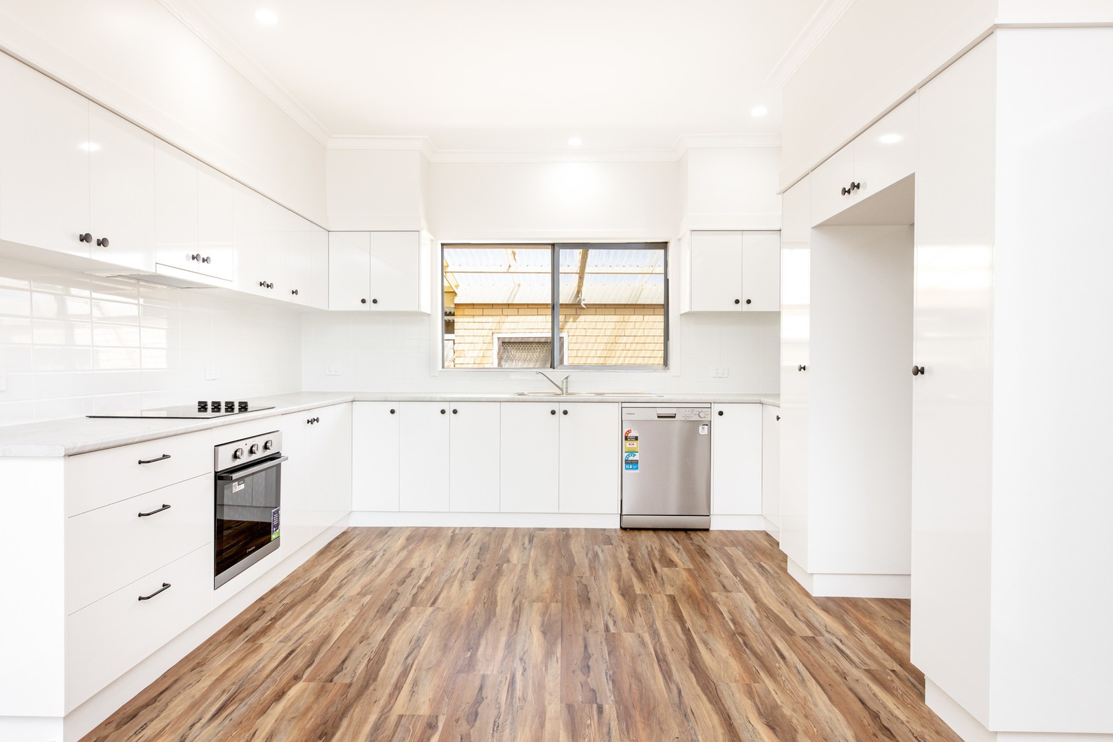 32 Norman Road, Merbein West, VIC 3505 - Thumbnail 2 - 17/10/2023