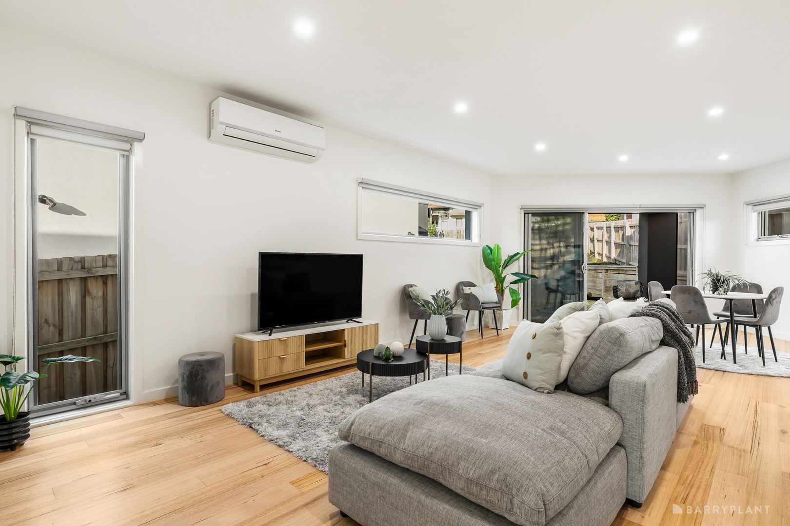 32 Octantis Street, Doncaster East, VIC 3109, Doncaster East - Thumbnail 3