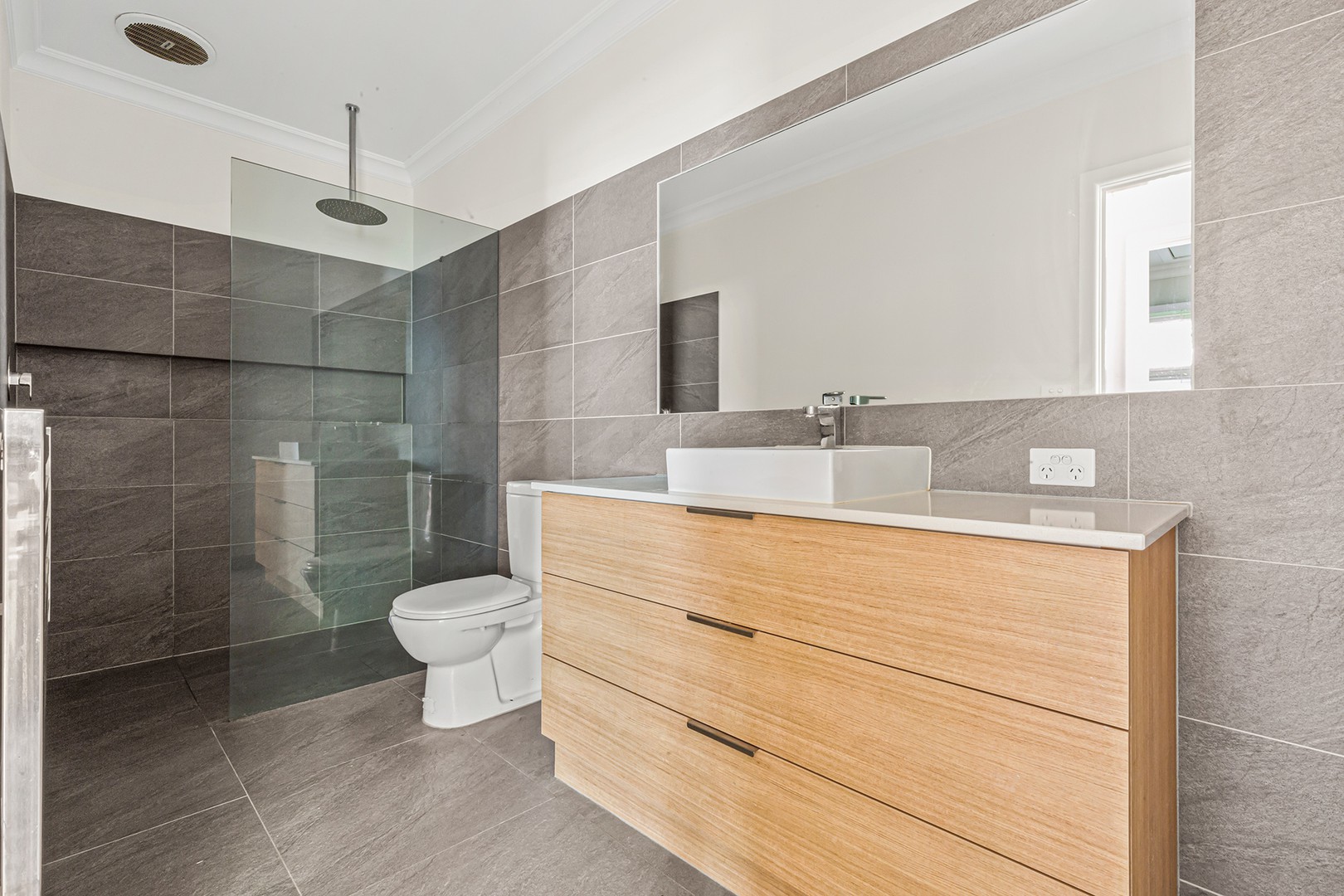 32 Orwil Street, Frankston, VIC 3199, Frankston - Thumbnail 6