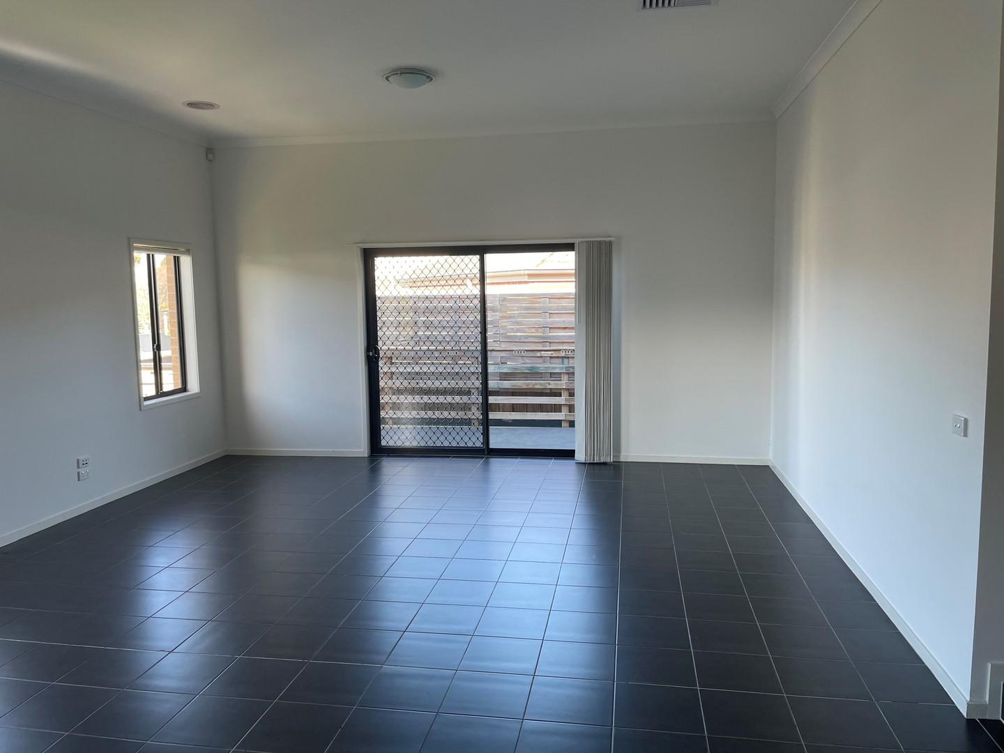 32 Peterborough  DriveDoreen, VIC 3754  - Leased, Doreen - Thumbnail 3