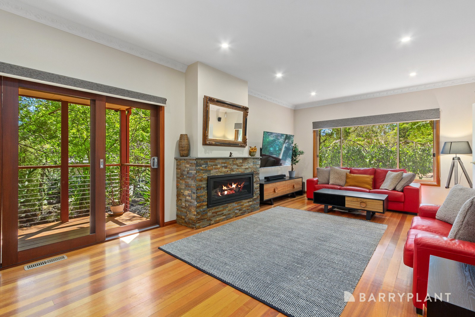 32 Pioneer Way, Kilsyth South, VIC 3137, Kilsyth South - Thumbnail 2