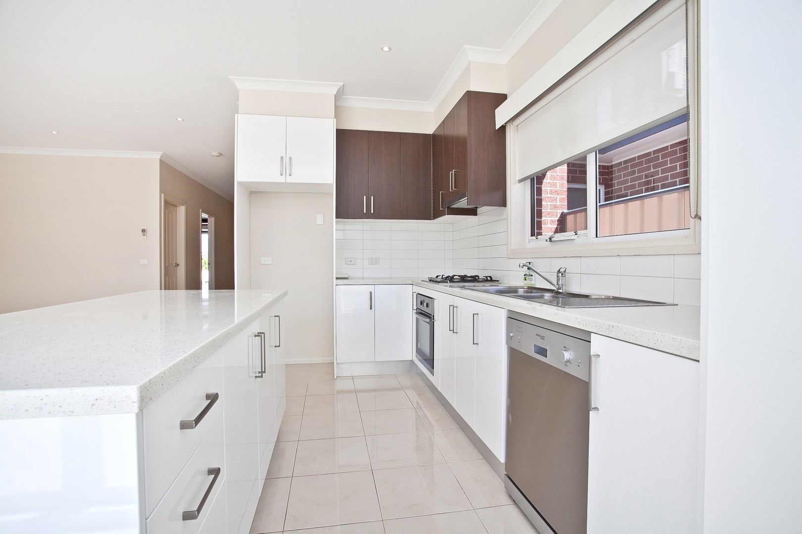 32 Portofino Crescent, Point Cook, VIC 3030, Point Cook - Thumbnail 5