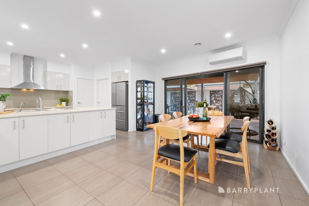 32 Resort Boulevard, Doreen, VIC 3754, Doreen - Thumbnail 4