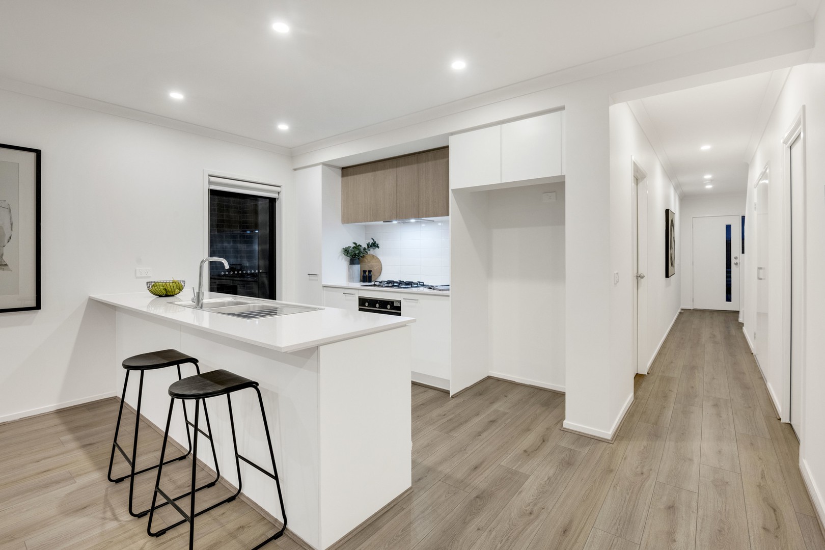 32 Roseburn Avenue, Mickleham, VIC 3064, Mickleham - Thumbnail 3
