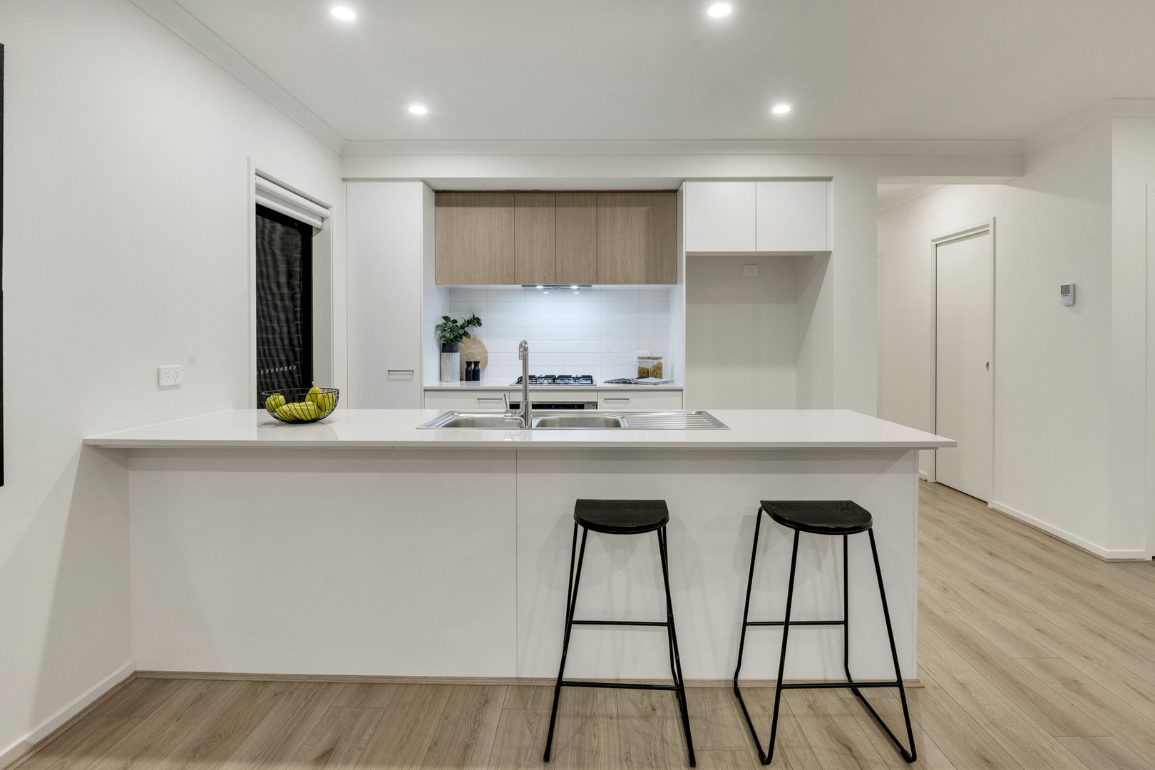 32 Roseburn Avenue, Mickleham, VIC 3064, Mickleham - Thumbnail 4
