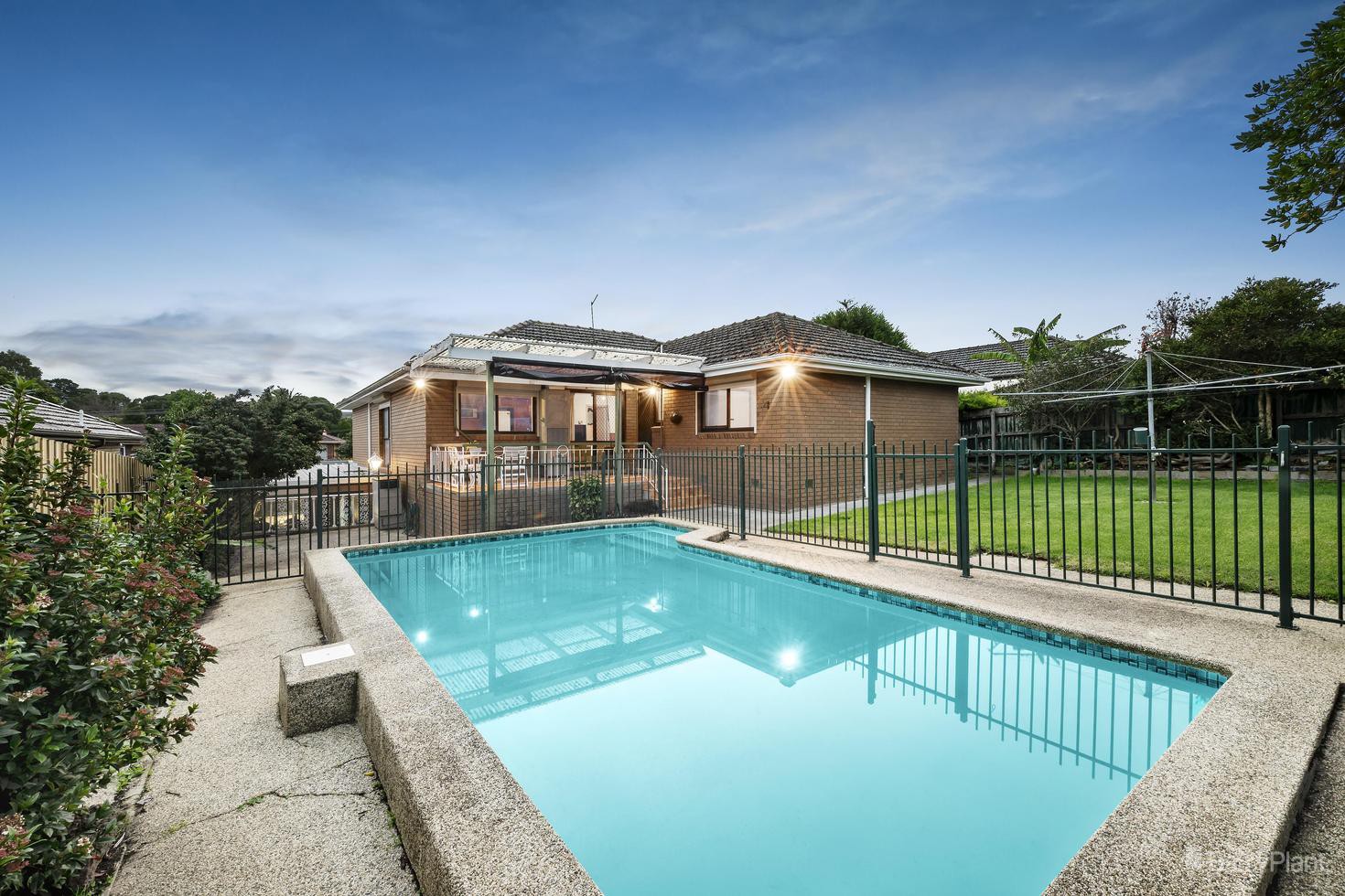 32 Rowan Street, Doncaster East, VIC 3109, Doncaster East - Thumbnail 2
