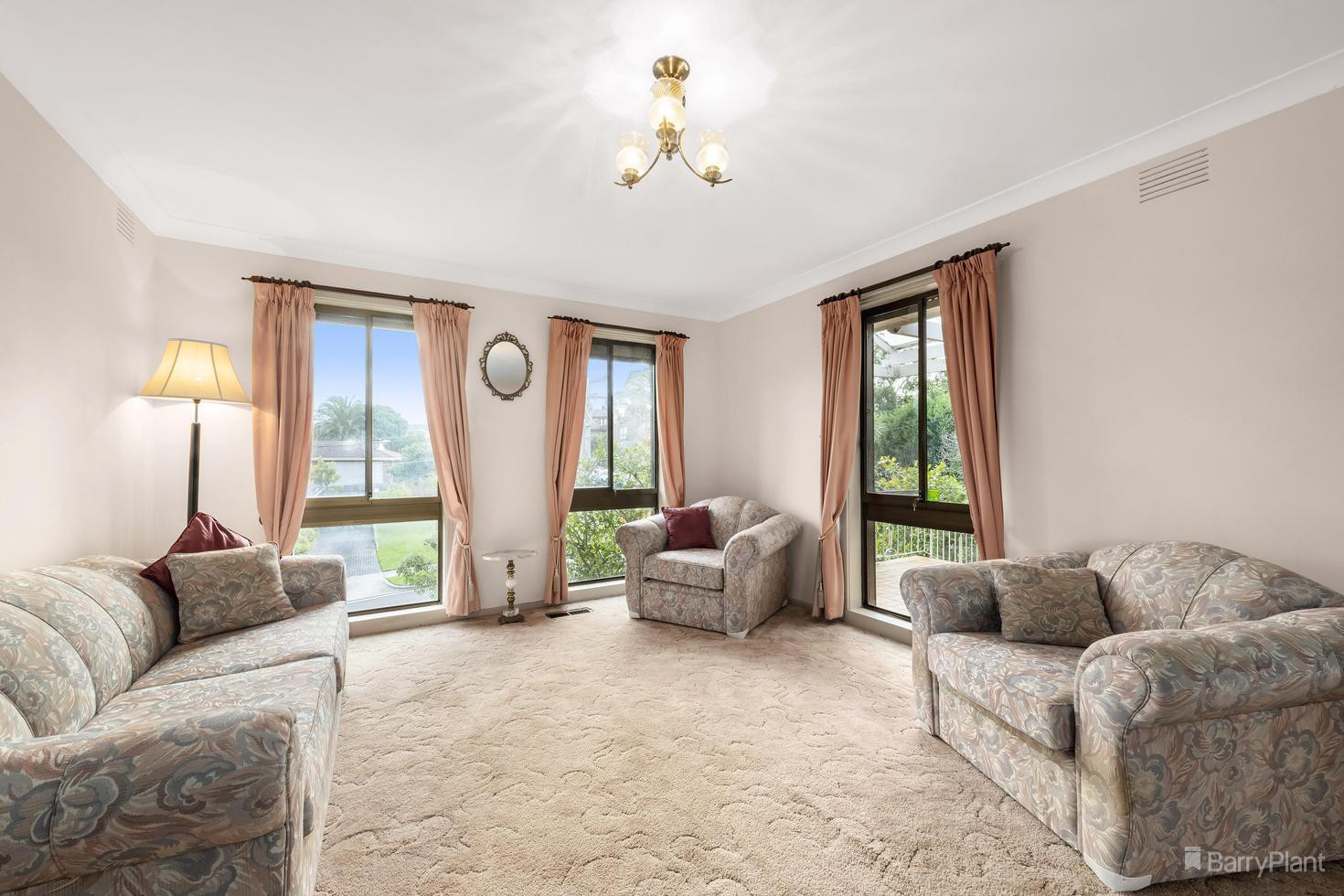 32 Rowan Street, Doncaster East, VIC 3109, Doncaster East - Thumbnail 4