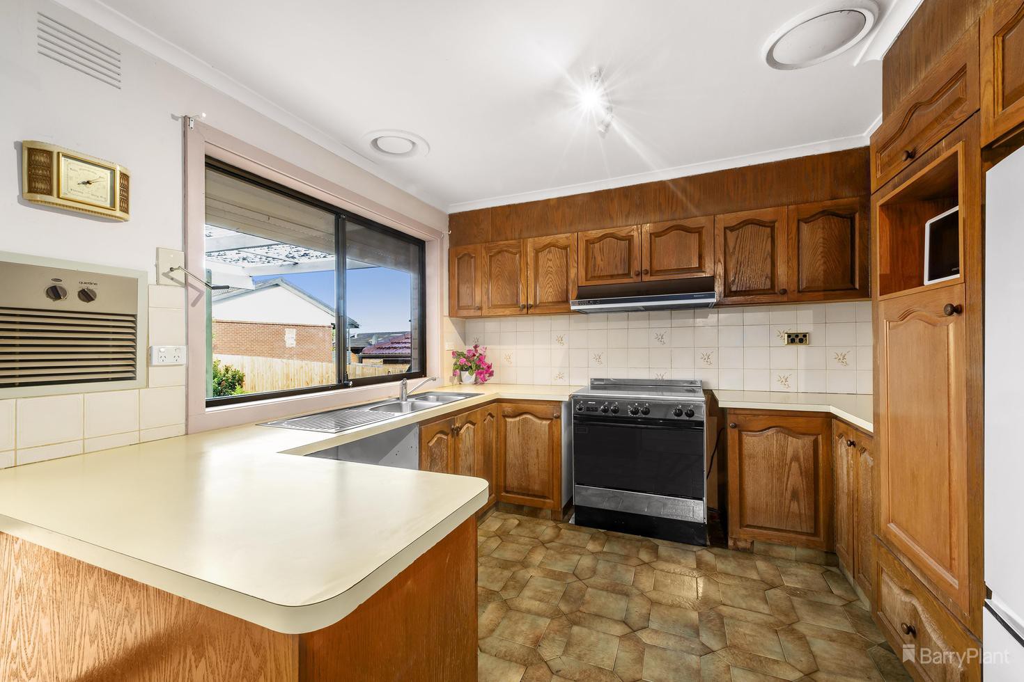 32 Rowan Street, Doncaster East, VIC 3109, Doncaster East - Thumbnail 5