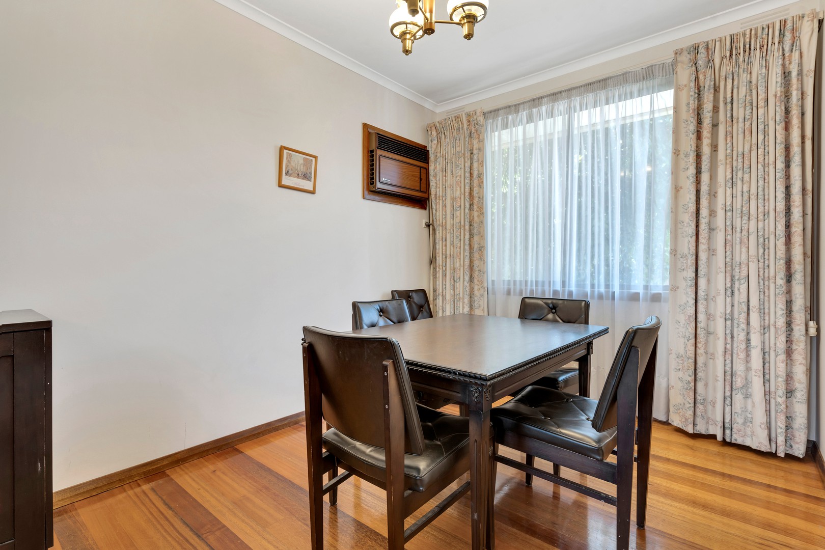32 Russelton Street, Keilor Park, VIC 3042, Keilor Park - Thumbnail 4