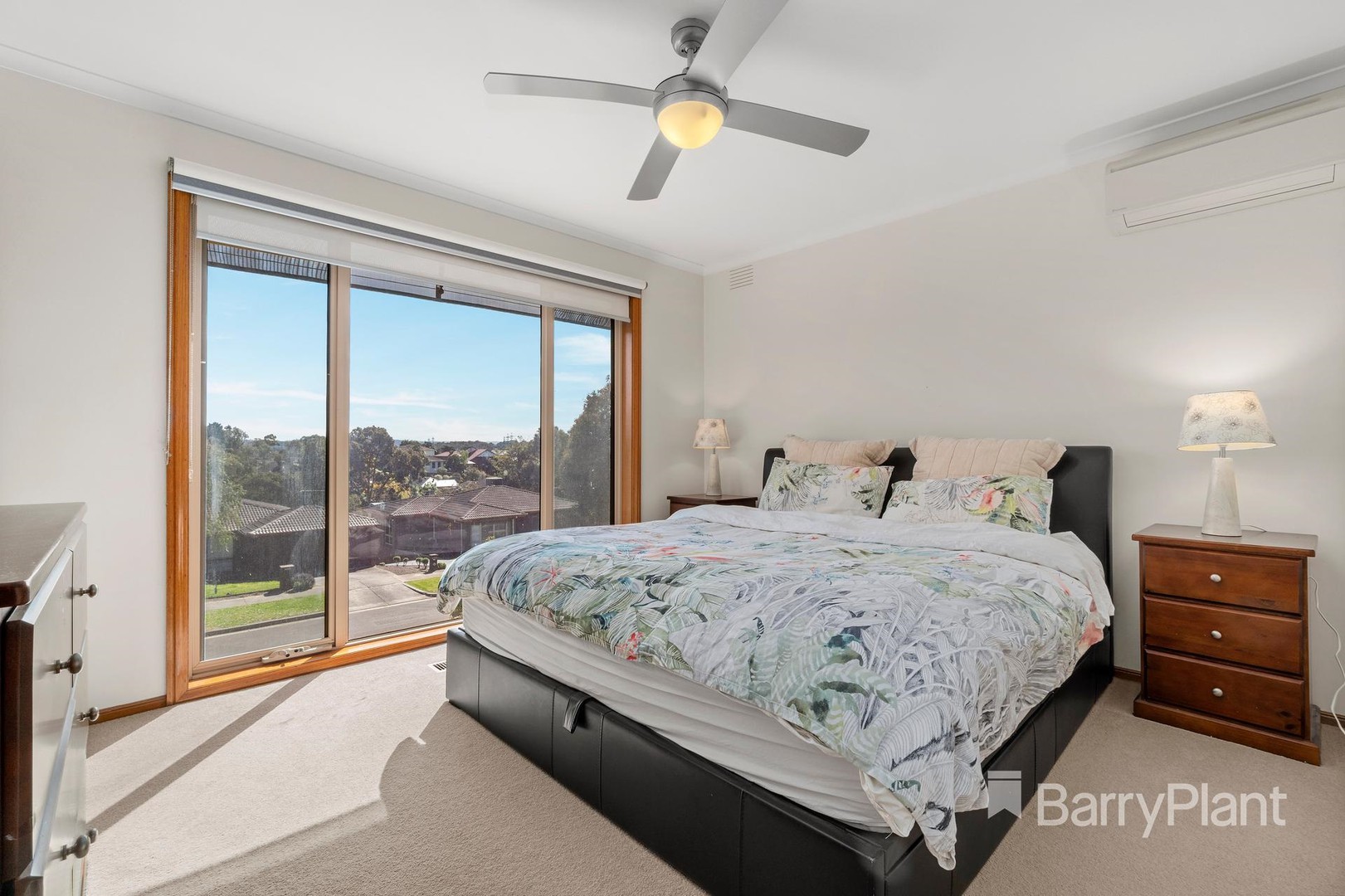 32 Santa Rosa  Boulevard, Doncaster East, VIC 3109, Doncaster East - Thumbnail 5
