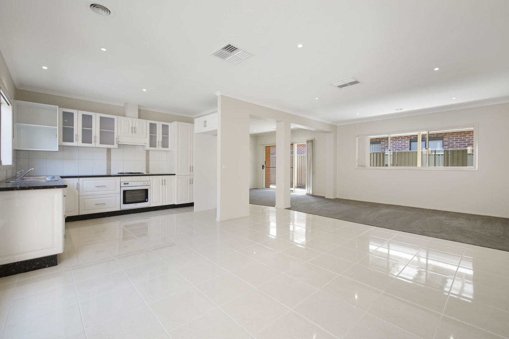 32 Sarton Link, Pakenham, VIC 3810, Pakenham - Thumbnail 3