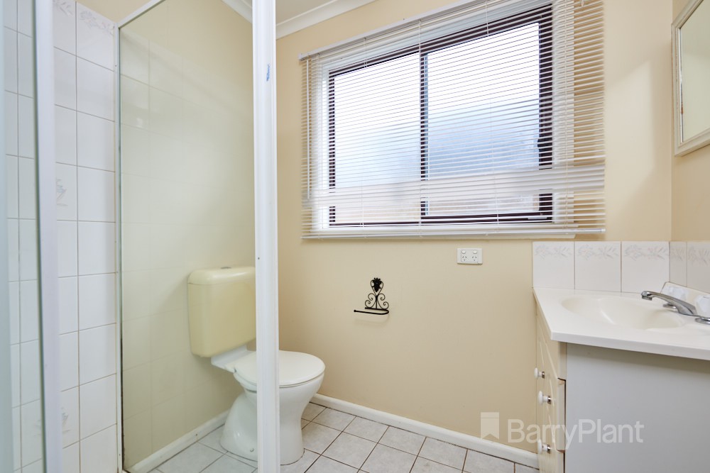 32 Shepreth Avenue, Noble Park, VIC 3174, Noble Park - Thumbnail 7