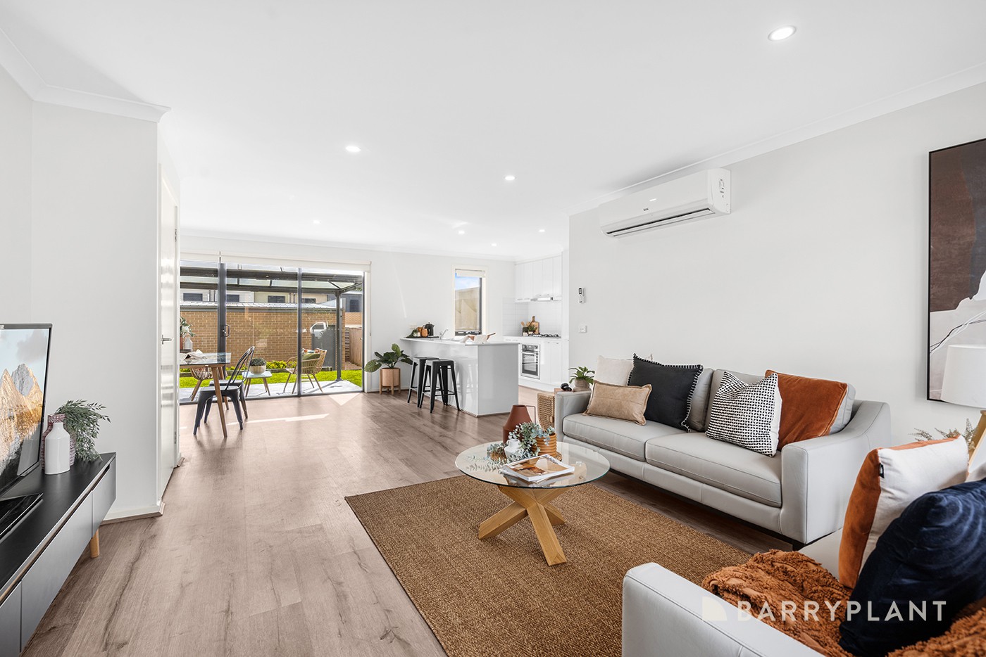 32 Sherwood Road, Chirnside Park, VIC 3116, Chirnside Park - Thumbnail 3