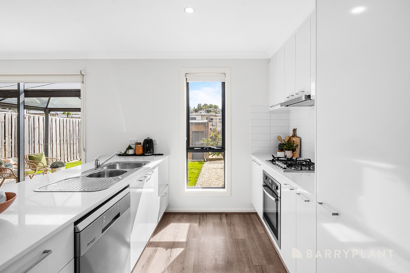 32 Sherwood Road, Chirnside Park, VIC 3116, Chirnside Park - Thumbnail 5