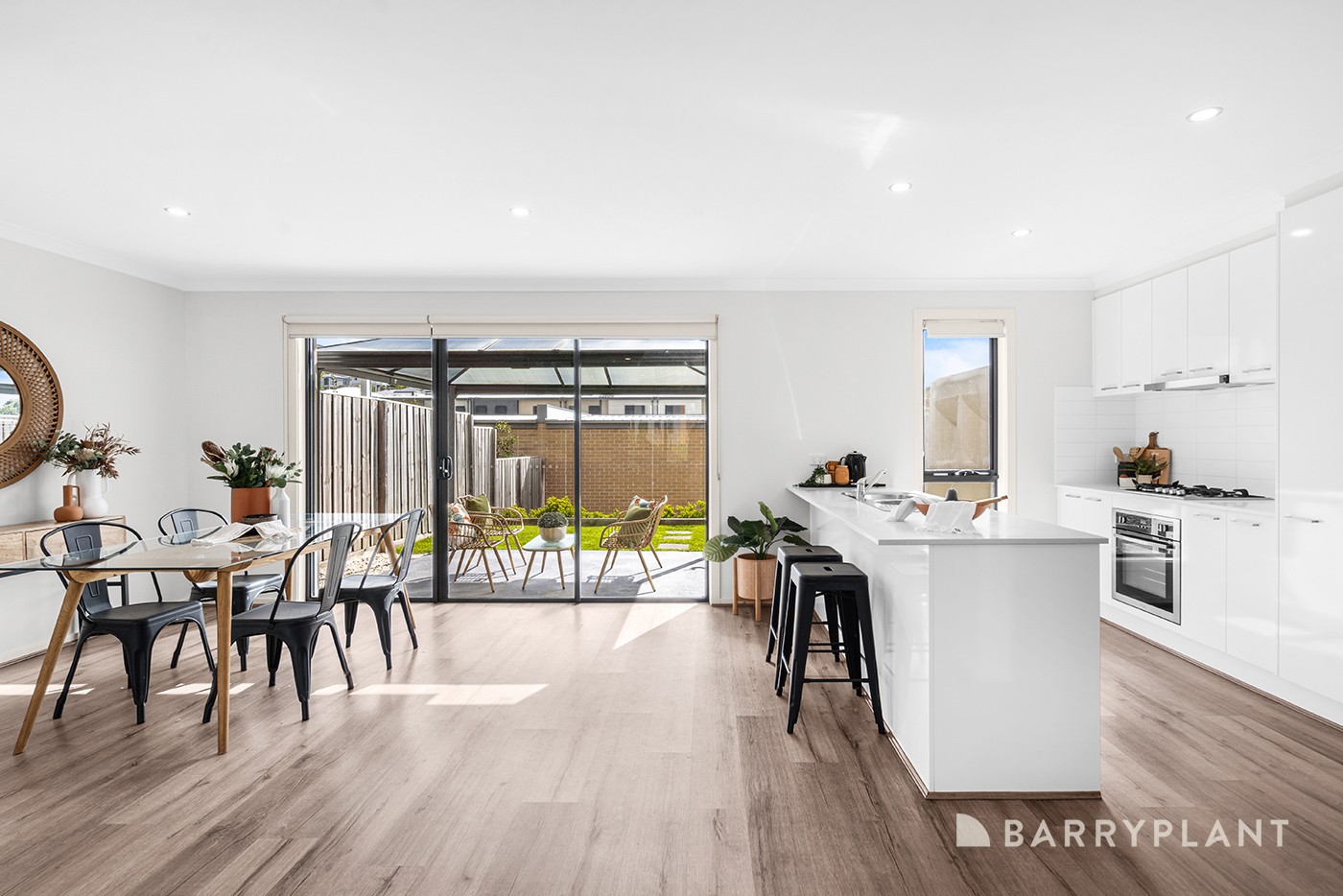 32 Sherwood Road, Chirnside Park, VIC 3116, Chirnside Park - Thumbnail 7