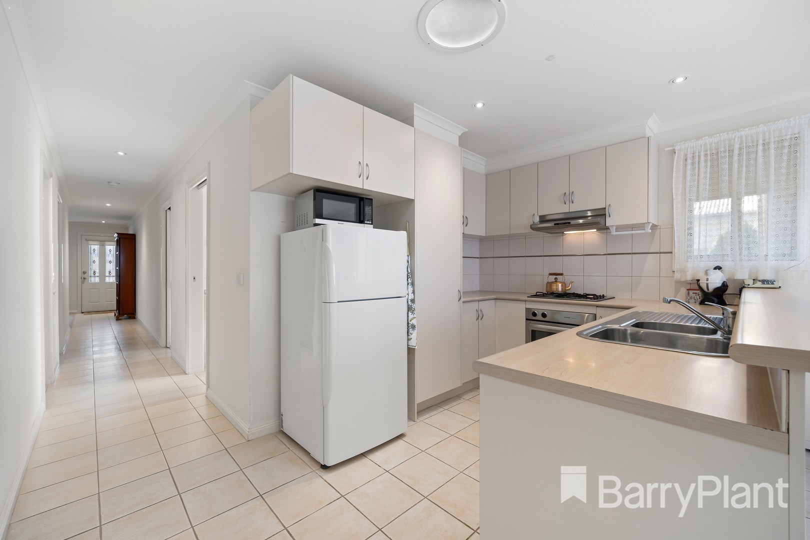 32 St Andrews Place, Lake Gardens, VIC 3355, Lake Gardens - Thumbnail 6
