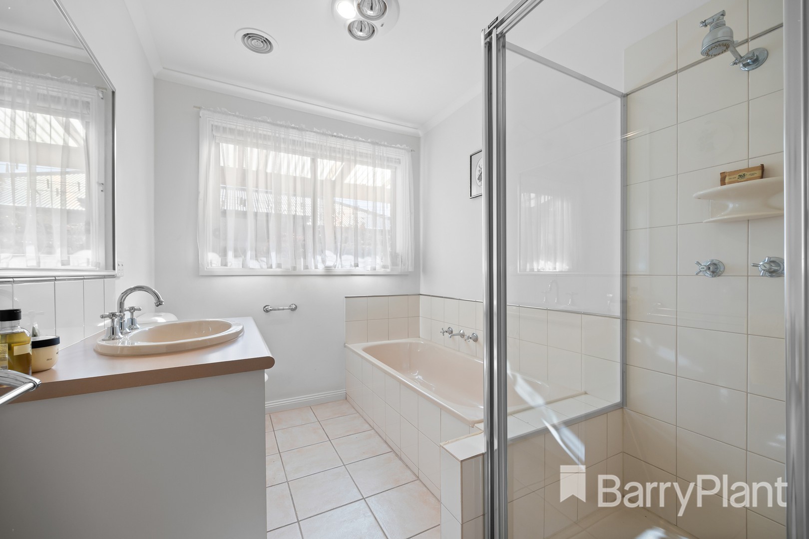32 St Andrews Place, Lake Gardens, VIC 3355, Lake Gardens - Thumbnail 7