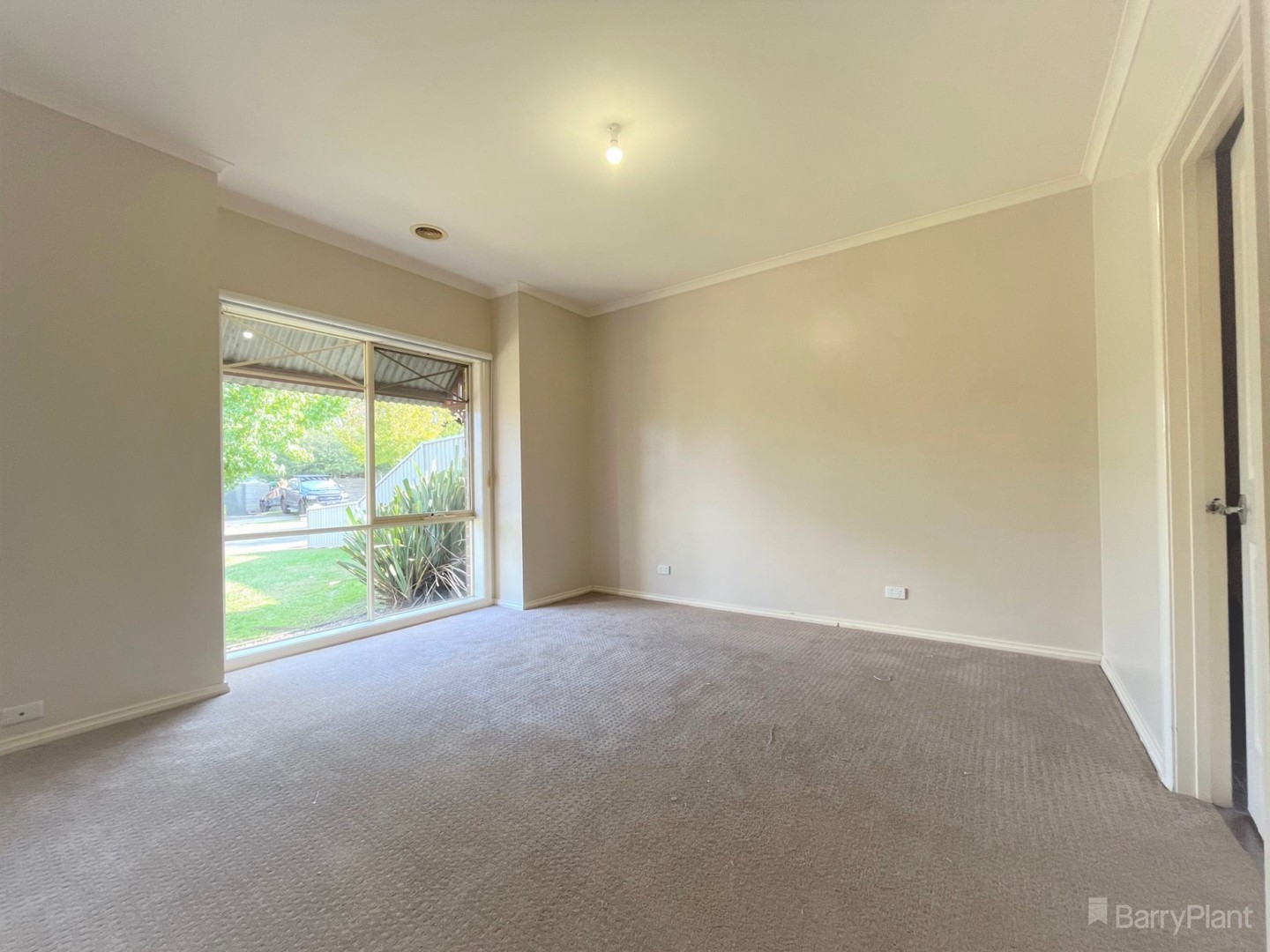 32 St Leonard Way, Pakenham, VIC 3810, Pakenham - Thumbnail 3