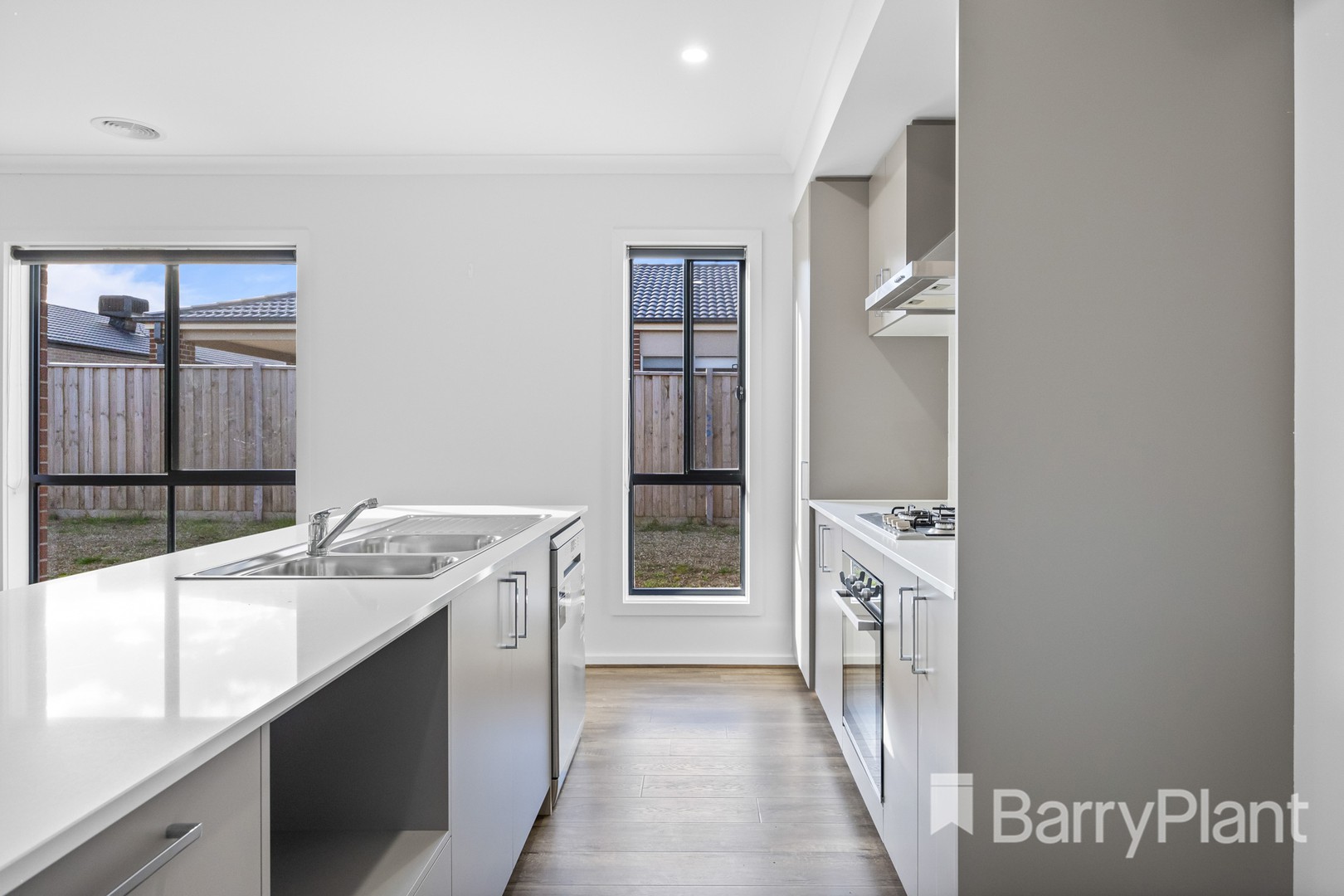 32 Sundance Boulevard, Winter Valley, VIC 3358, Winter Valley - Thumbnail 2